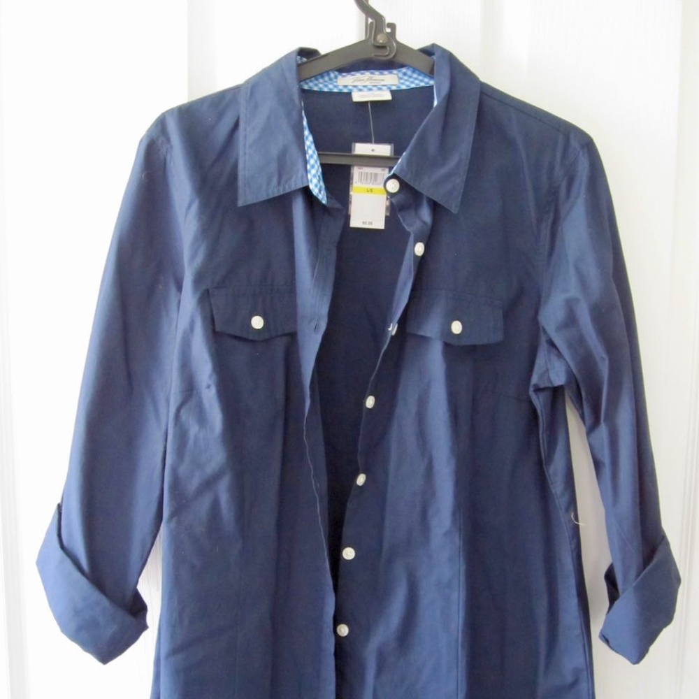 Womans Van Heusen Top